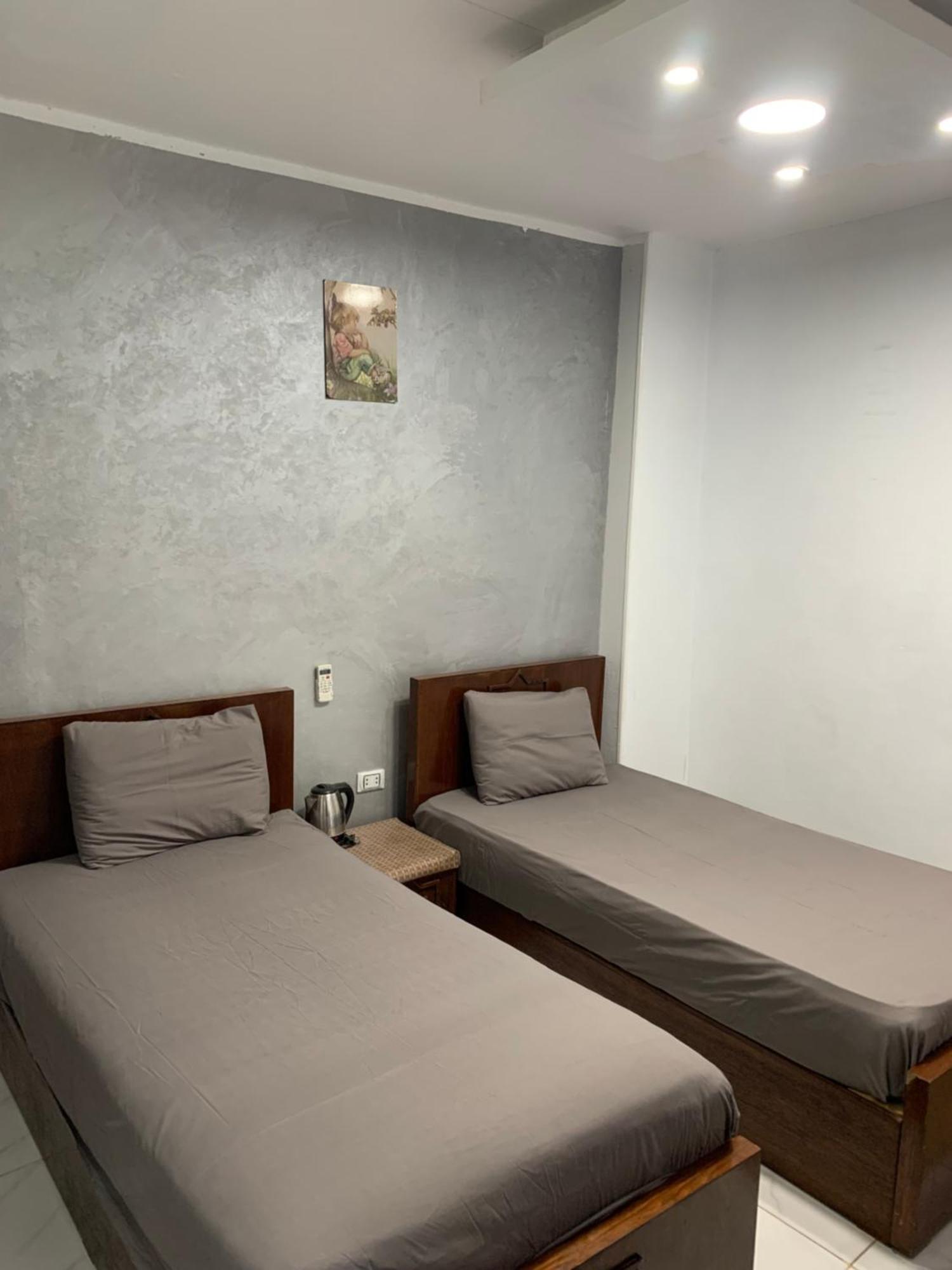 Kafret el-Gabal Abo Stait - Pyramid View Homestay المظهر الخارجي الصورة