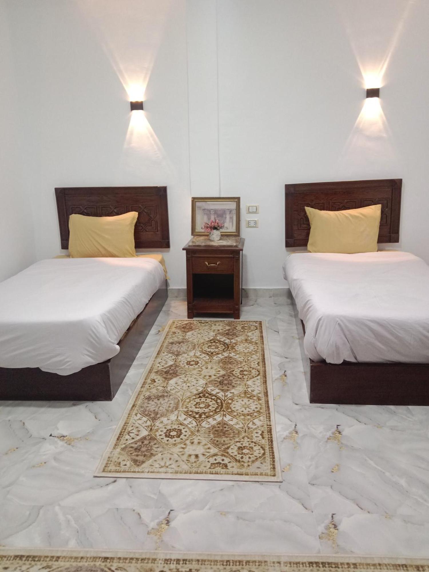 Kafret el-Gabal Abo Stait - Pyramid View Homestay المظهر الخارجي الصورة