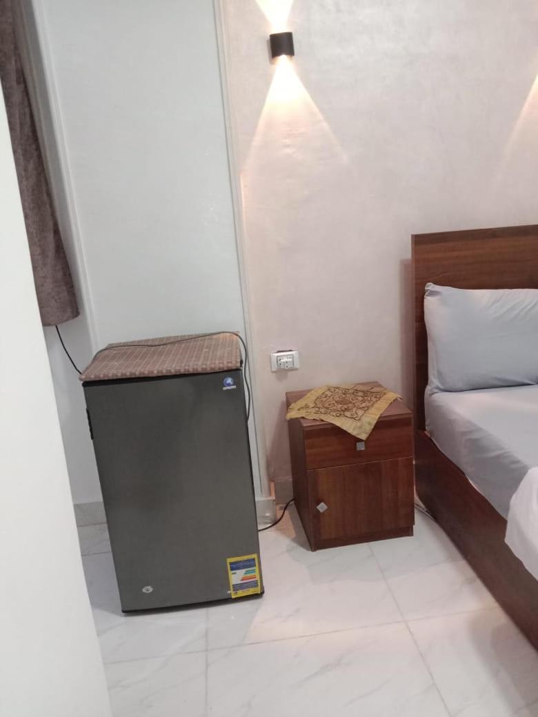 Kafret el-Gabal Abo Stait - Pyramid View Homestay المظهر الخارجي الصورة
